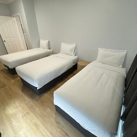 The Aston Motel Τάμγουορθ Εξωτερικό φωτογραφία
