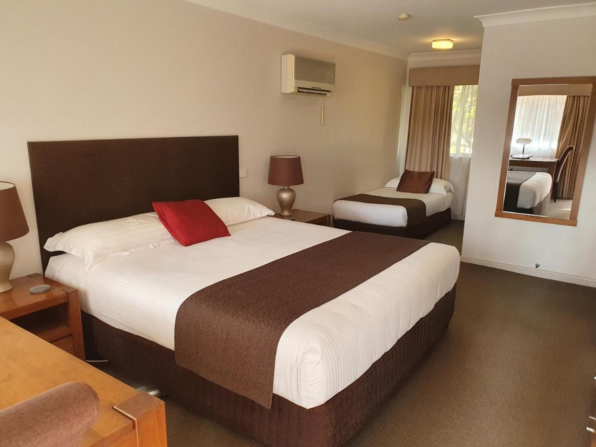 The Aston Motel Τάμγουορθ Εξωτερικό φωτογραφία