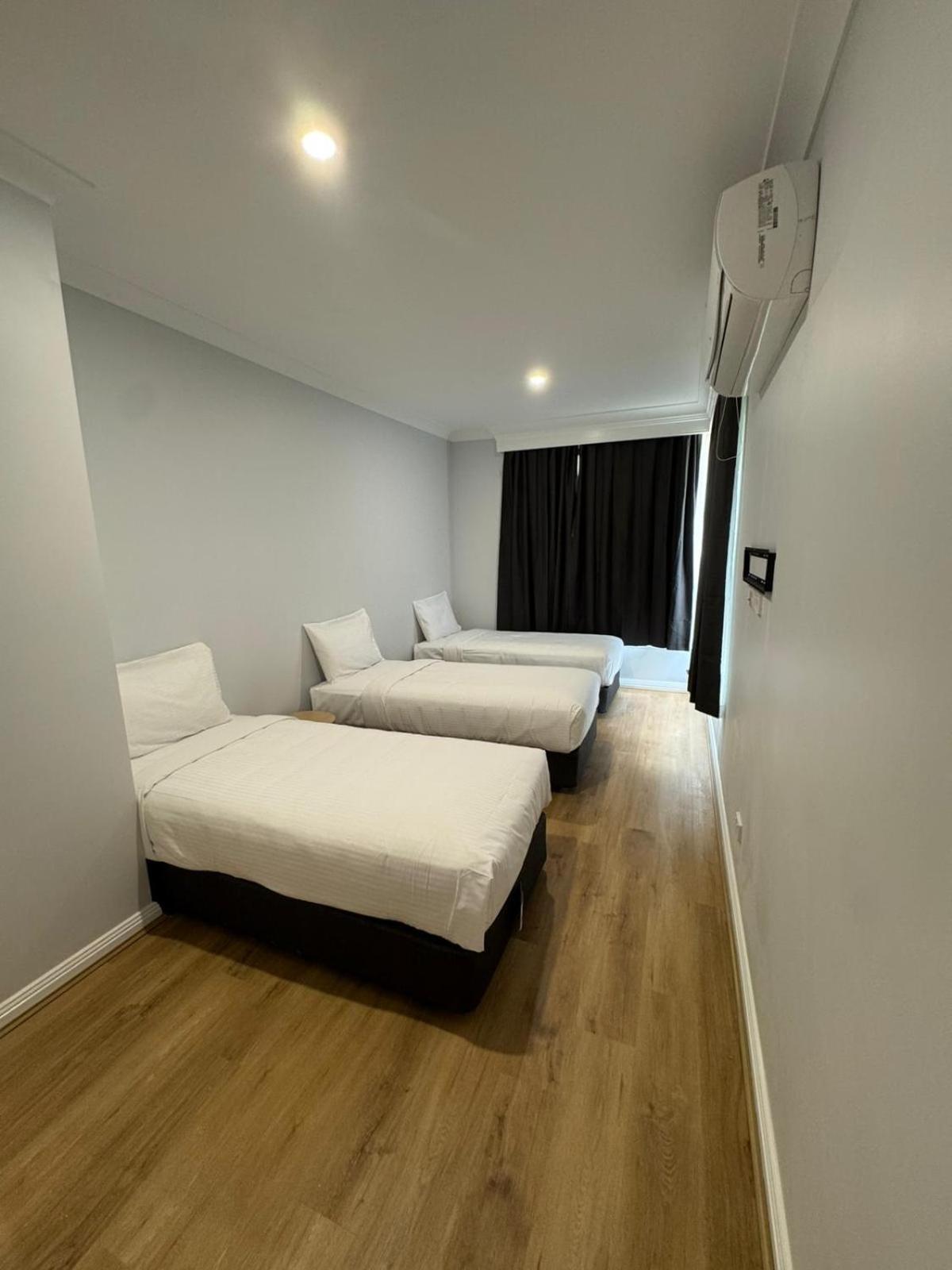 The Aston Motel Τάμγουορθ Εξωτερικό φωτογραφία